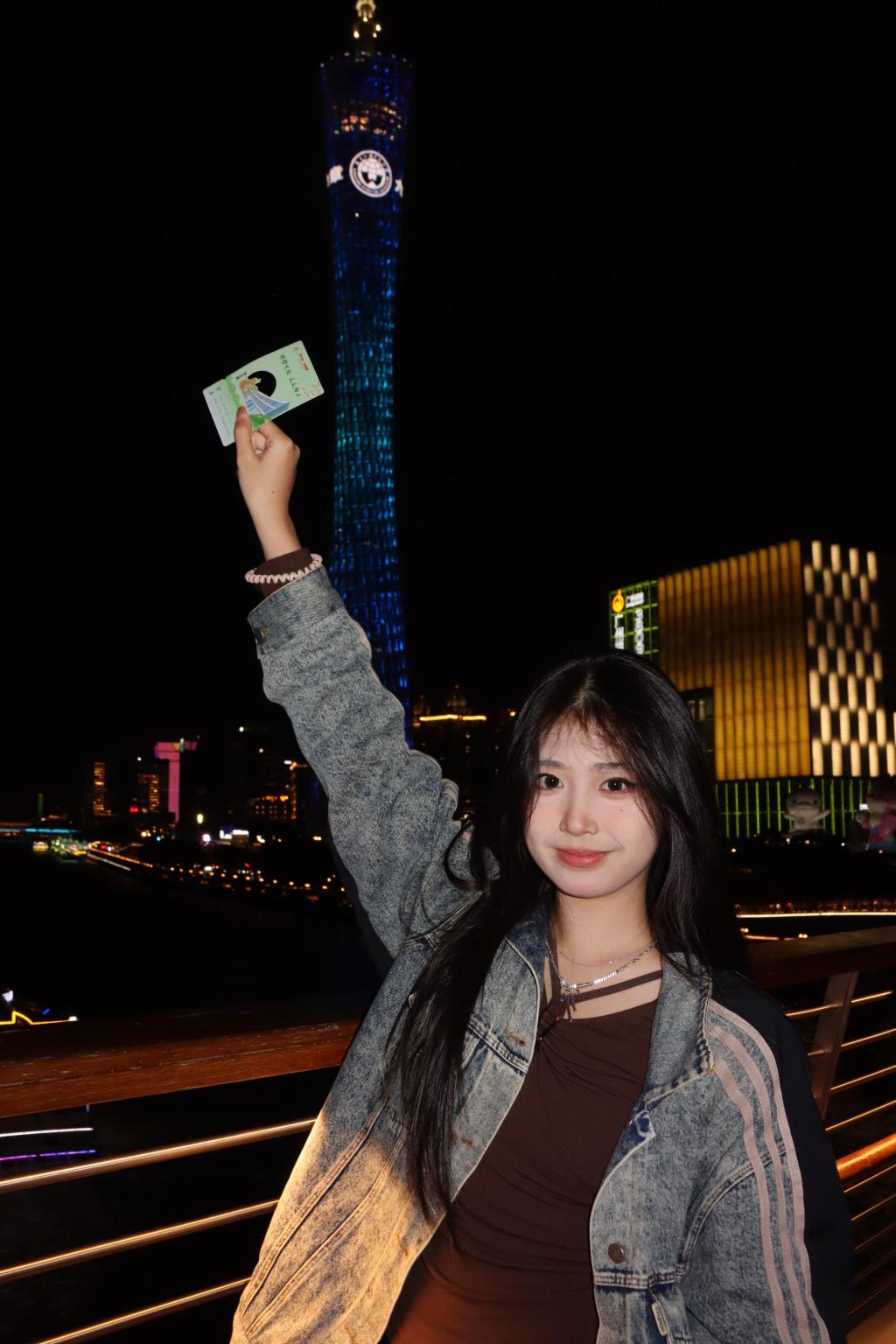 周怡华3.jpg 金贝娱乐城