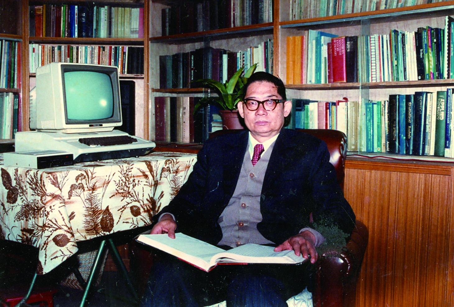 11 桂诗春.jpg 金贝娱乐城