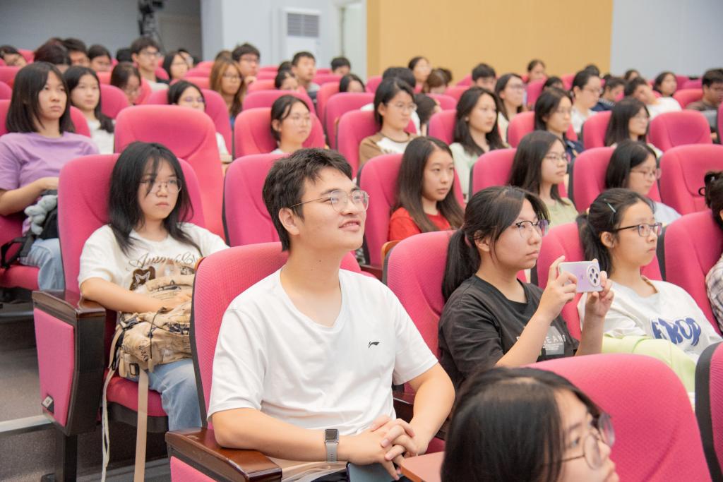 观众.png 金贝娱乐城