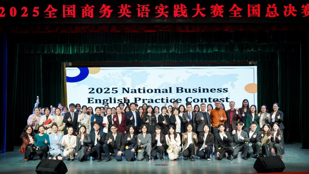 合影.png 金贝娱乐城