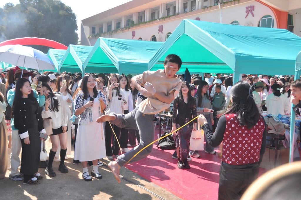 微信图片_20251126170202_918_254.jpg 金贝娱乐城