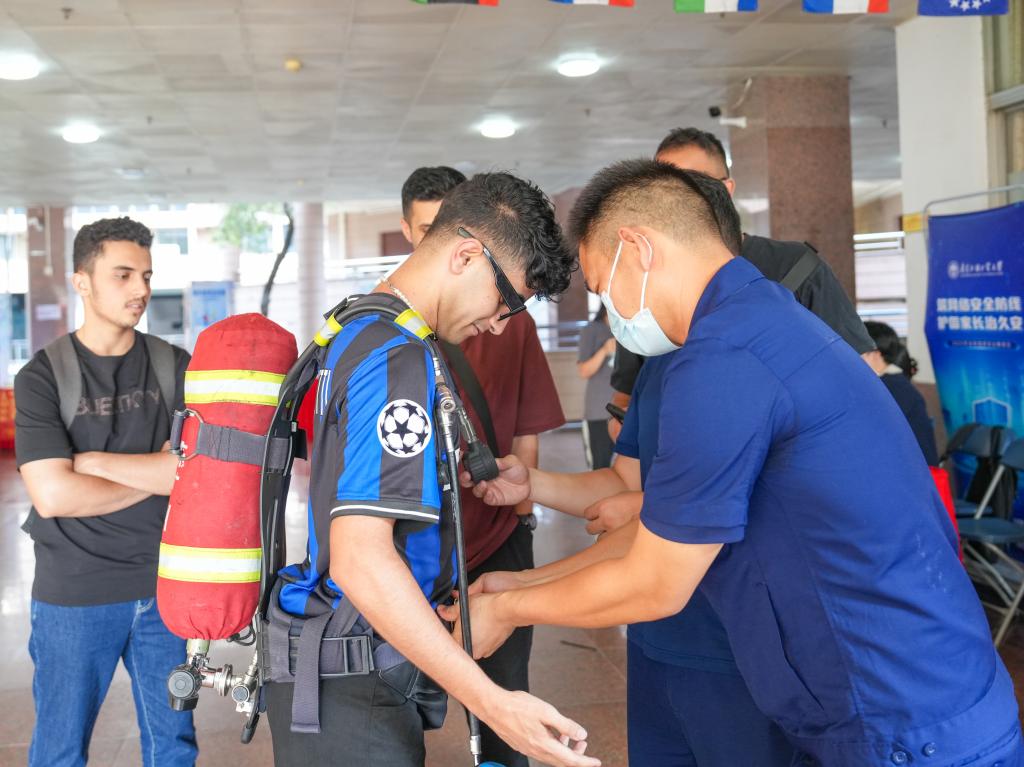 20.jpg 金贝娱乐城