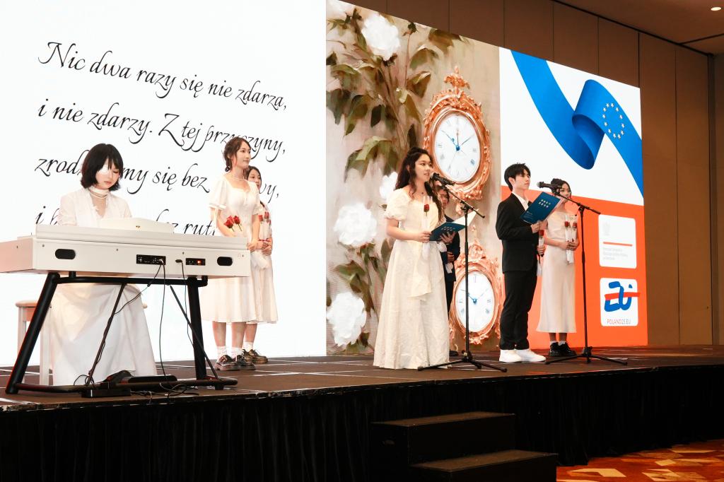 图片19.png 金贝娱乐城