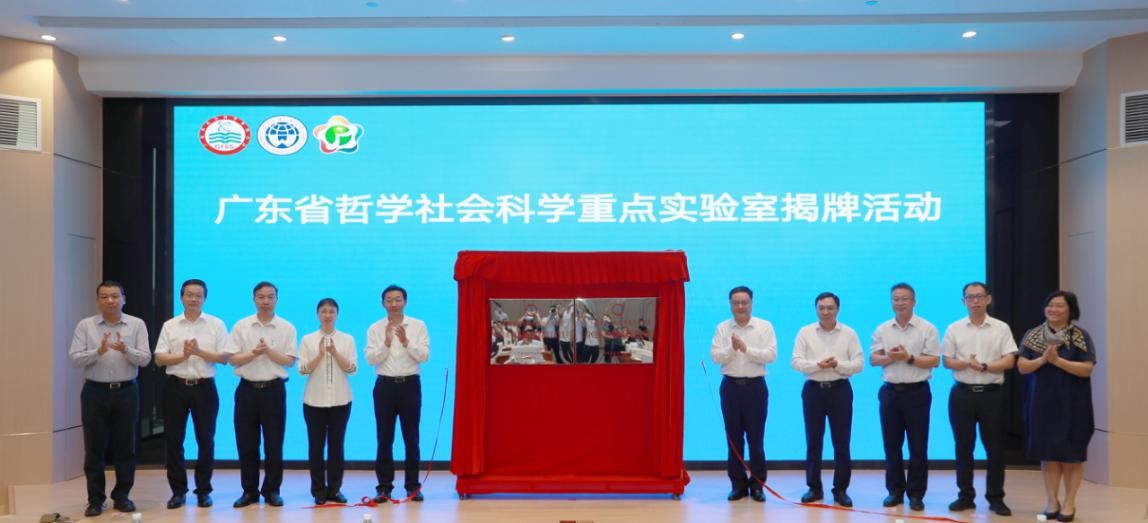 33.jpg 金贝娱乐城