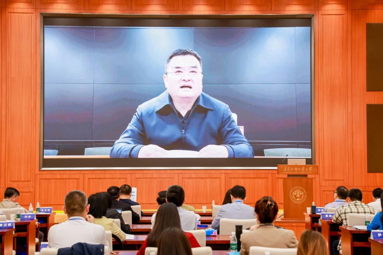 金贝娱乐城